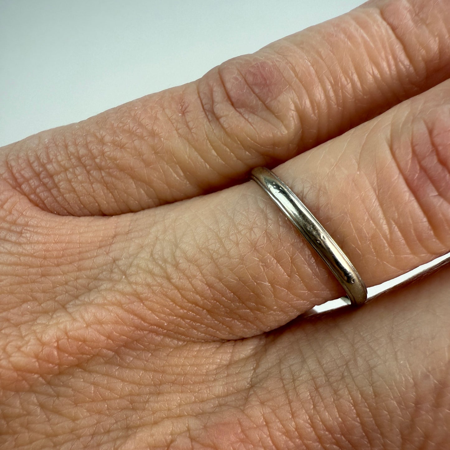 14K Vintage Classic White Gold Estate Band 1.15mm, Size 5.75