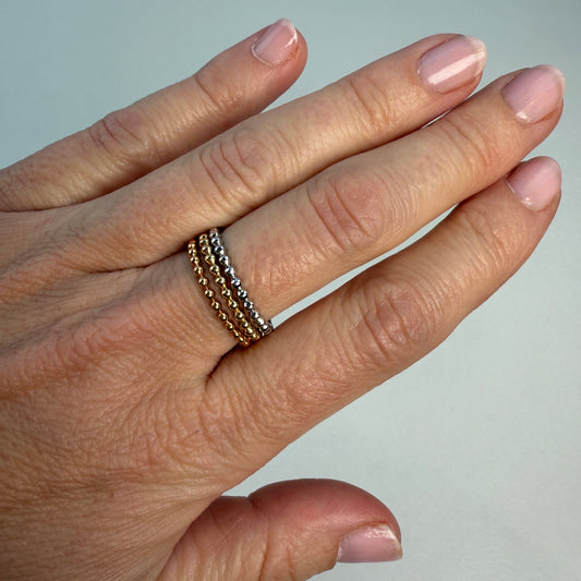 10K Estate Tri-Color beaded stacking rings. 3.19g