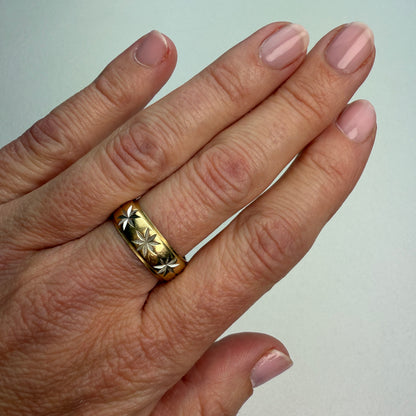 14K Vintage ArtCarved Comfort Fit Two-toned Starburst Gold Band 6.75mm, Size 8