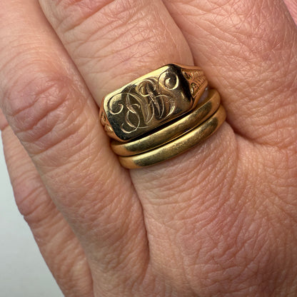 14K Vintage Set of Two Yellow Gold Bands 4.64mm (combined width), Size 6.75
