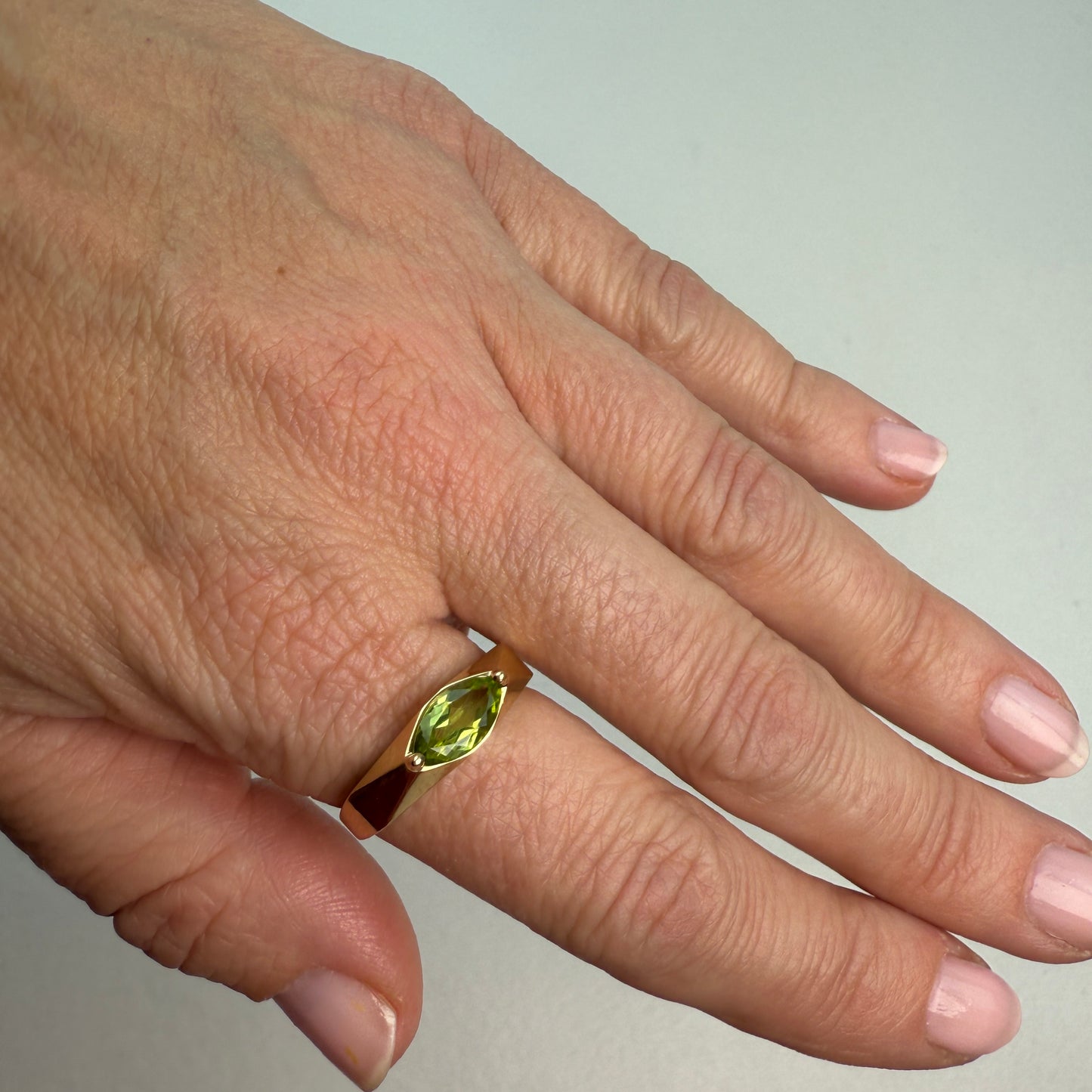 Modern East West Set Marquise Green Peridot 14K Yellow Gold Ring, Size 8.75