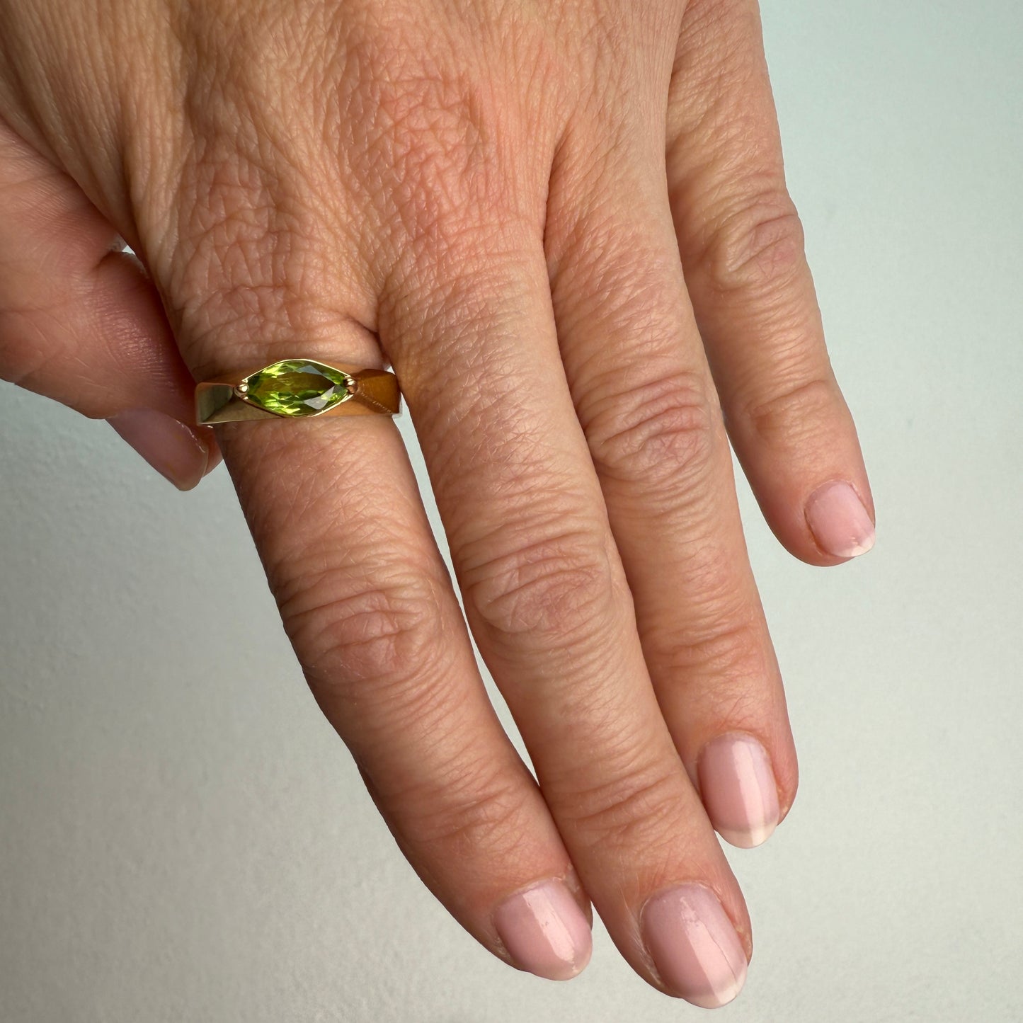 Modern East West Set Marquise Green Peridot 14K Yellow Gold Ring, Size 8.75