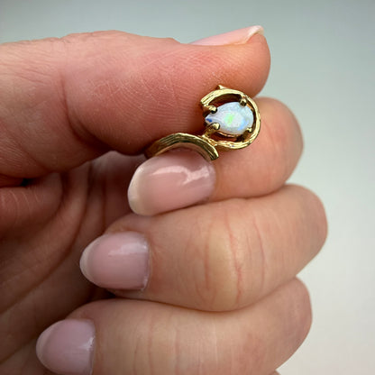 Vintage 10K Gold Opal Mid-Century Ring, Size 6.25