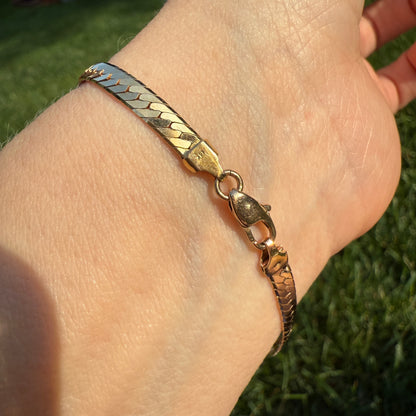 6.75" Solid 14K Gold Herringbone Link 3.9mm Bracelet - 6.07 g