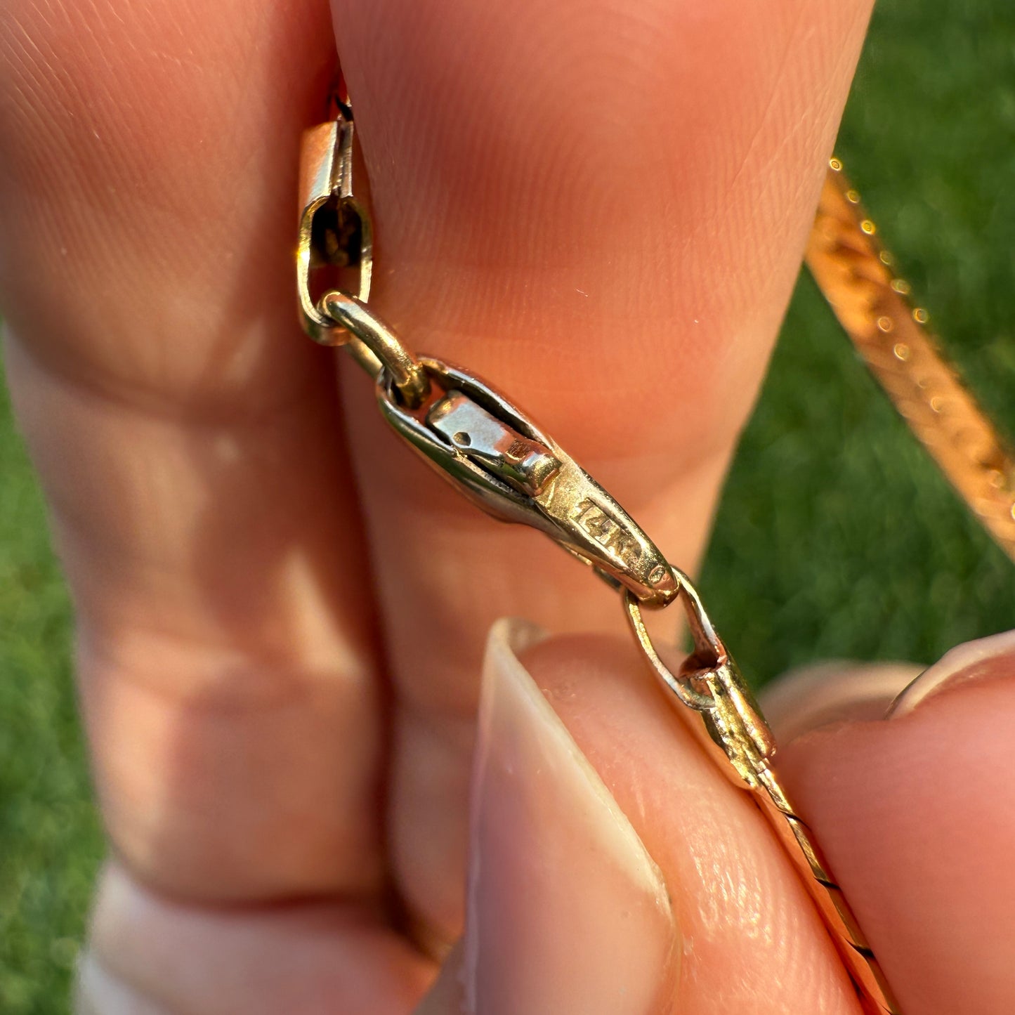 6.75" Solid 14K Gold Herringbone Link 3.9mm Bracelet - 6.07 g