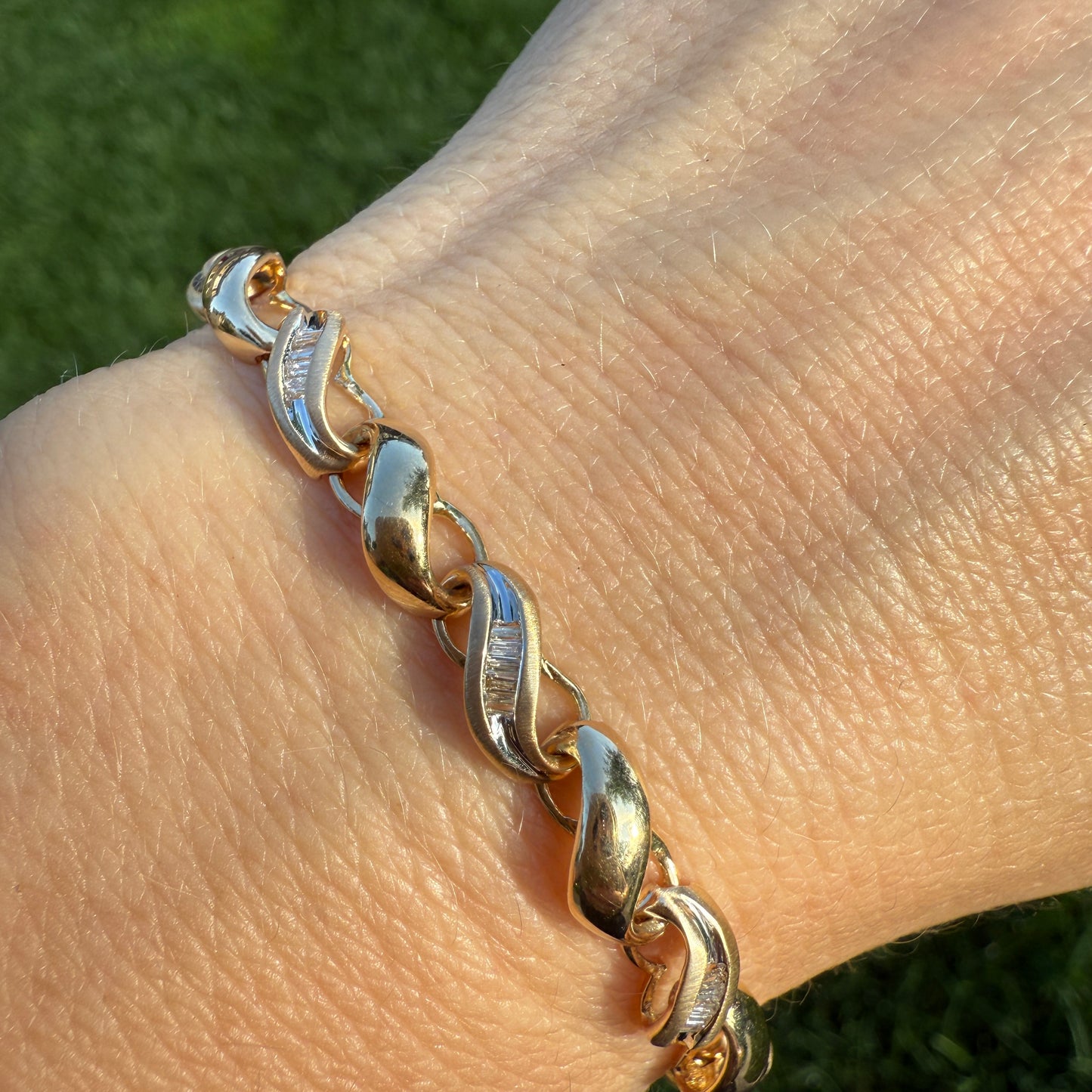 7" Solid 14K Gold and Diamond Openlink San Marco 5.2mm Bracelet - 9.95 grams