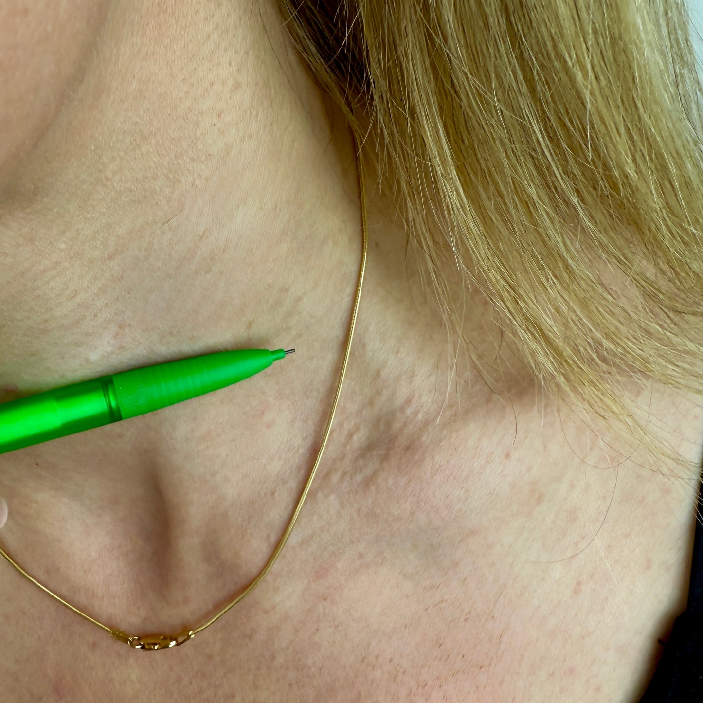 15.5" Italian UNOARRE Solid 14K Yellow Gold Snake Link Chain .91 mm 3.92g