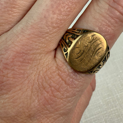 Vintage 14K Yellow Gold Classic Monogram Signet Ring Size 9.5