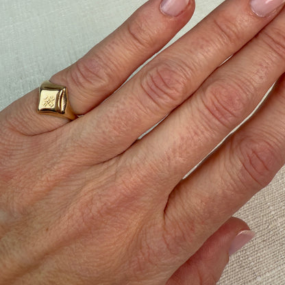 Antique 1920s 10K Solid Gold Signet Style Class Ring Size 3.25