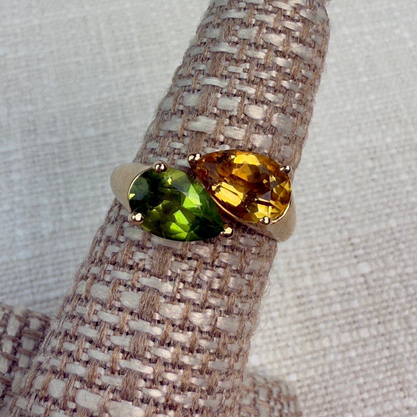 14K Solid Yellow Gold Toi Et Moi Pear Shaped Citrine and Peridot Ring, Size 6