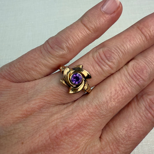 Vintage 10K Solid Yellow Gold Bezel Set Amethyst Mid-Century Ring, Size 5.75