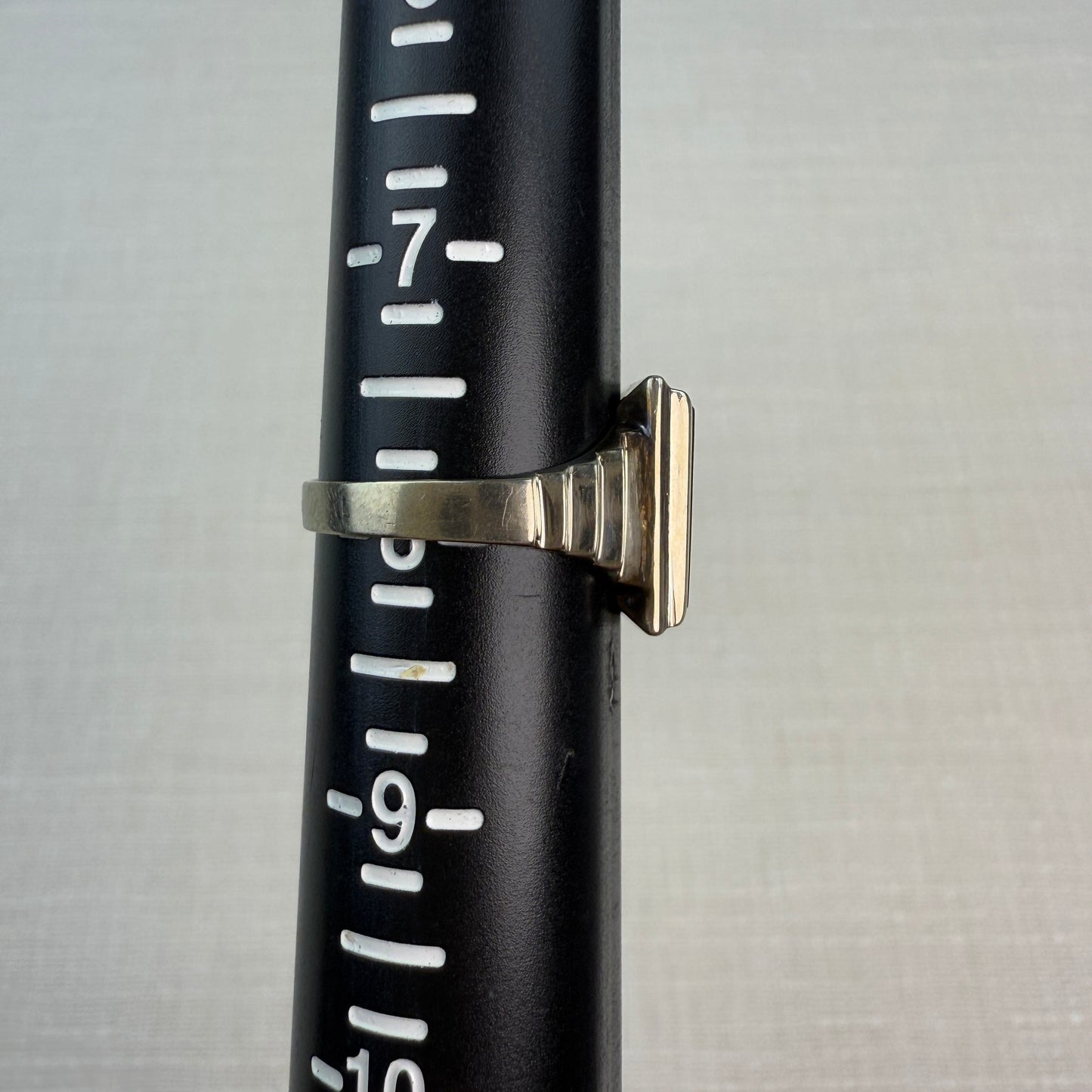 10K Solid White Gold Rectangular Bezel Set Onyx Ring Size 8