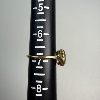 10K Solid Yellow Gold Oval Shaped Peridot Ring Size 6.75