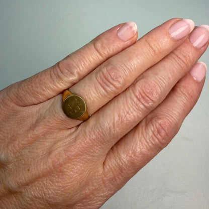 10K "KB" Yellow Solid Gold Vintage Signet Ring, Elegant Engraved Design Size 4.75