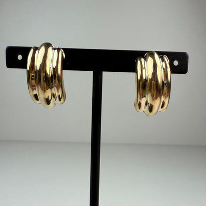 Classic Polished Ribbed Half-Hoop Earrings 14K Yellow Gold Omega Back