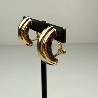 Classic Polished Ribbed Half-Hoop Earrings 14K Yellow Gold Omega Back