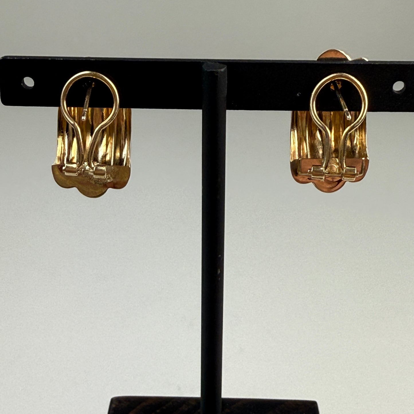 Classic Polished Ribbed Half-Hoop Earrings 14K Yellow Gold Omega Back