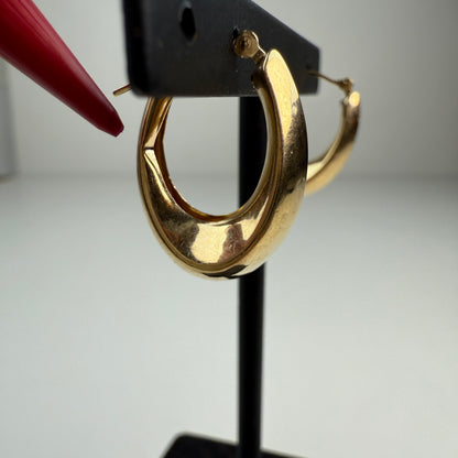 Classic 14K Solid Yellow Gold Tapered Oval Hoop Earrings 9.27 wide, 19 mm tall, 1.54 g