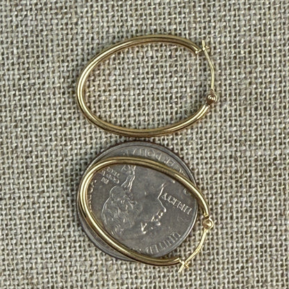 Classic 14K Yellow Gold Oval Hoop Earrings 27.7 x 19.5 mm, 1 g, 1.66 mm Wide