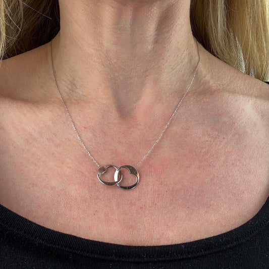 14K Solid White Gold Interlocking Heart Pendant Necklace