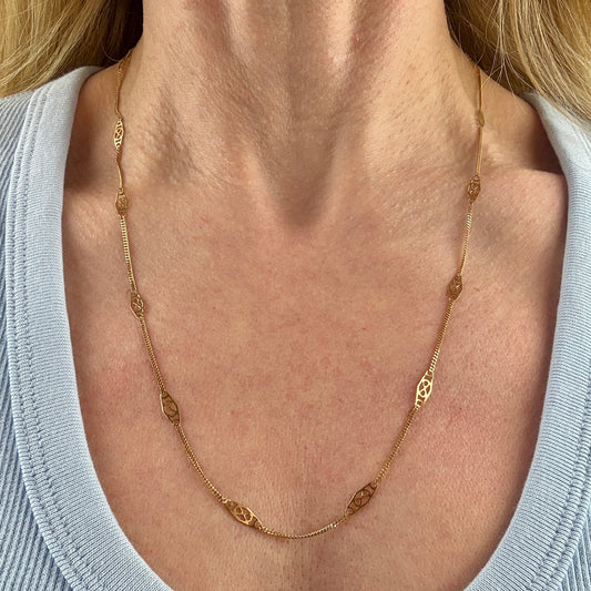 Vintage 22" Italian Solid 14K Yellow Gold Filigree Station Chain