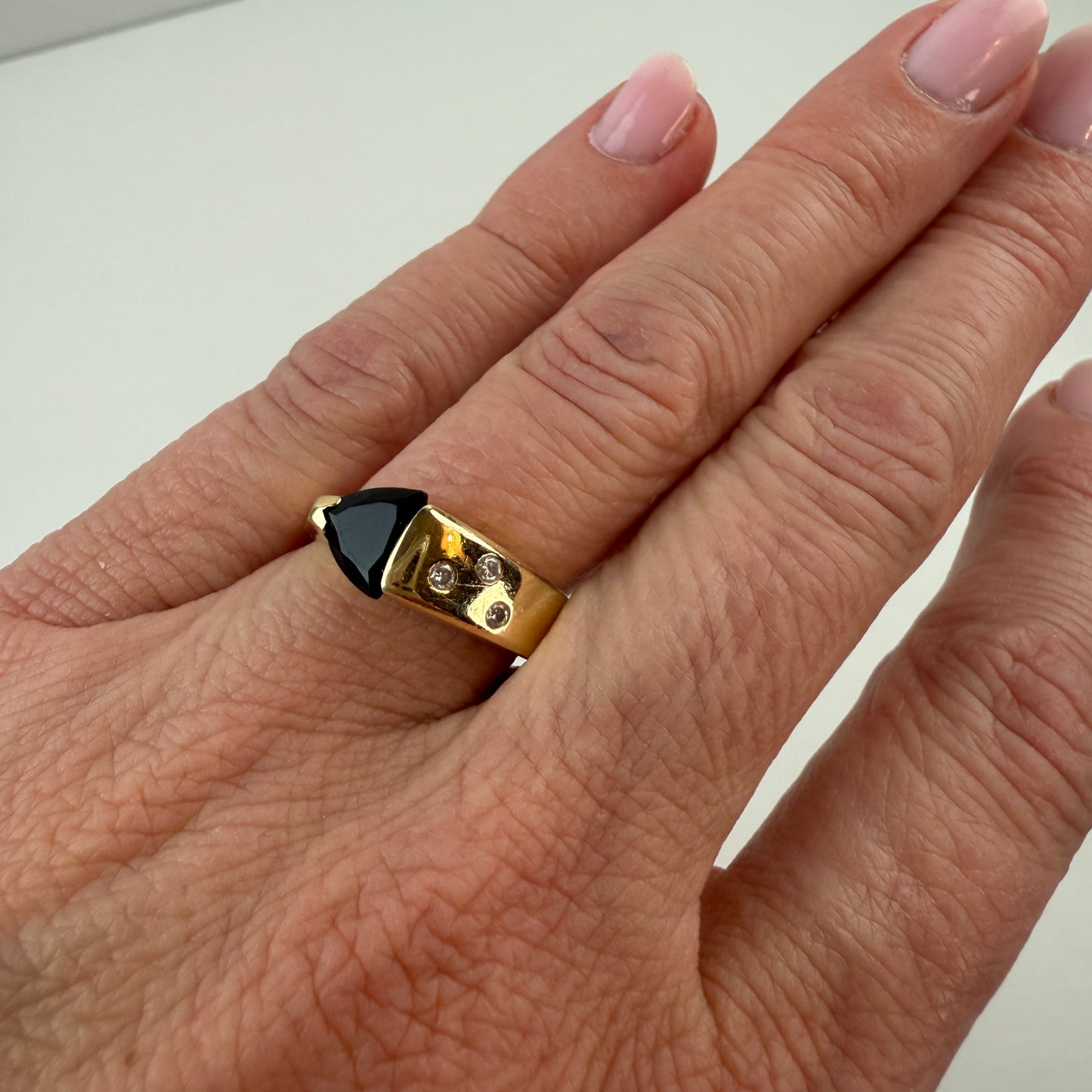 14K Solid Yellow Gold Striking Onyx and Diamond Ring, Size 7.5