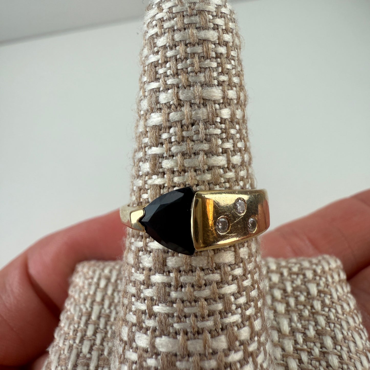 14K Solid Yellow Gold Striking Onyx and Diamond Ring, Size 7.5