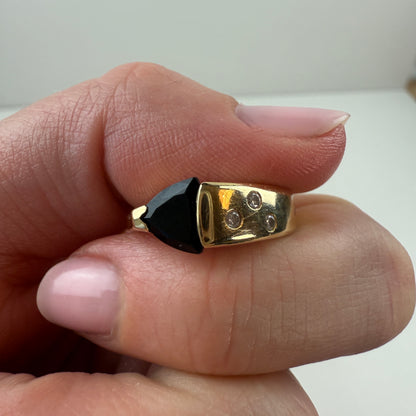 14K Solid Yellow Gold Striking Onyx and Diamond Ring, Size 7.5