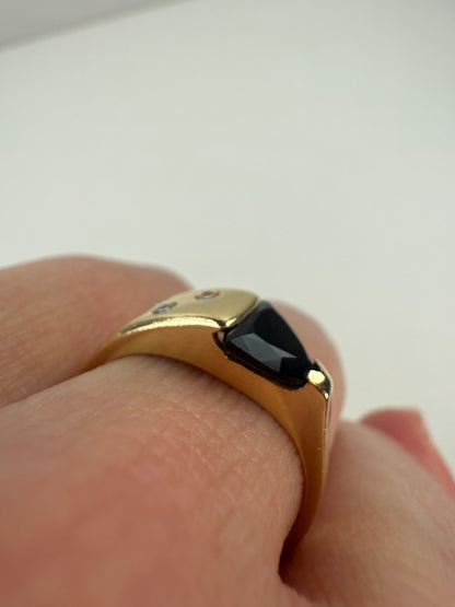 14K Solid Yellow Gold Striking Onyx and Diamond Ring, Size 7.5