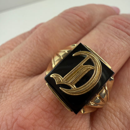 Vintage 10K Yellow Gold Classic "D" Monogram Signet Ring Size 9.75