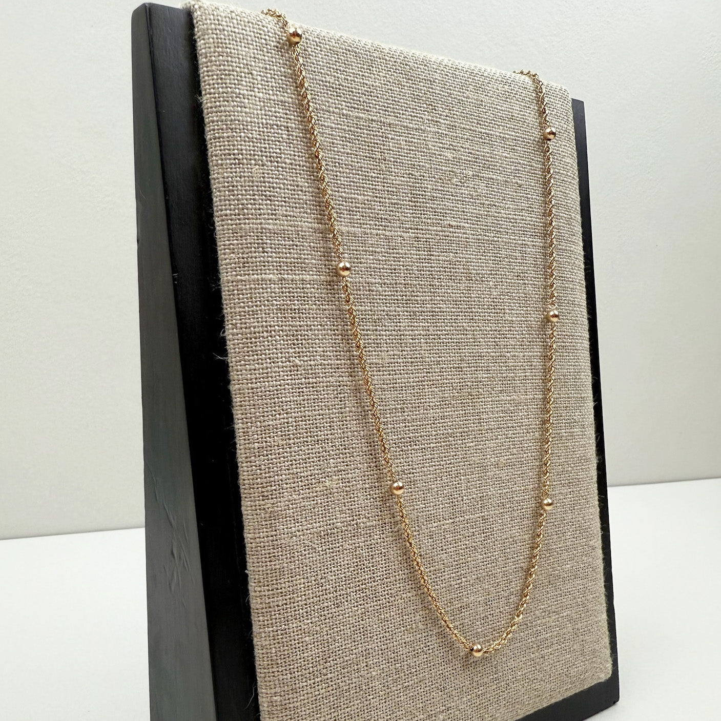 18" Satellite Beaded Station Necklace 14K Yellow Gold 2.42g