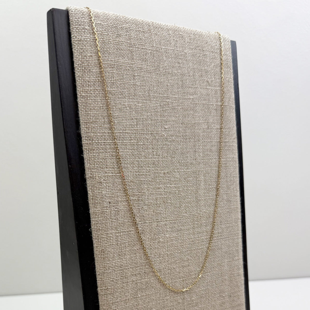 18" Elongated Link Cable Chain 14K Yellow Gold Chain 1.3mm 2.31g