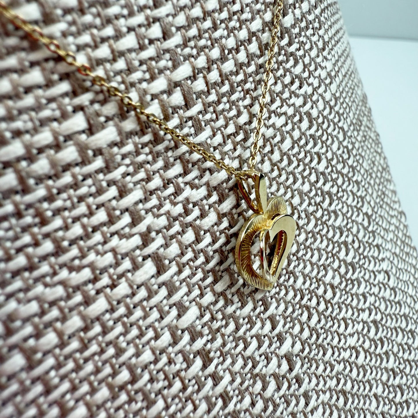 Retro Sunburst Textured Layered Heart Pendant 10K Yellow Gold