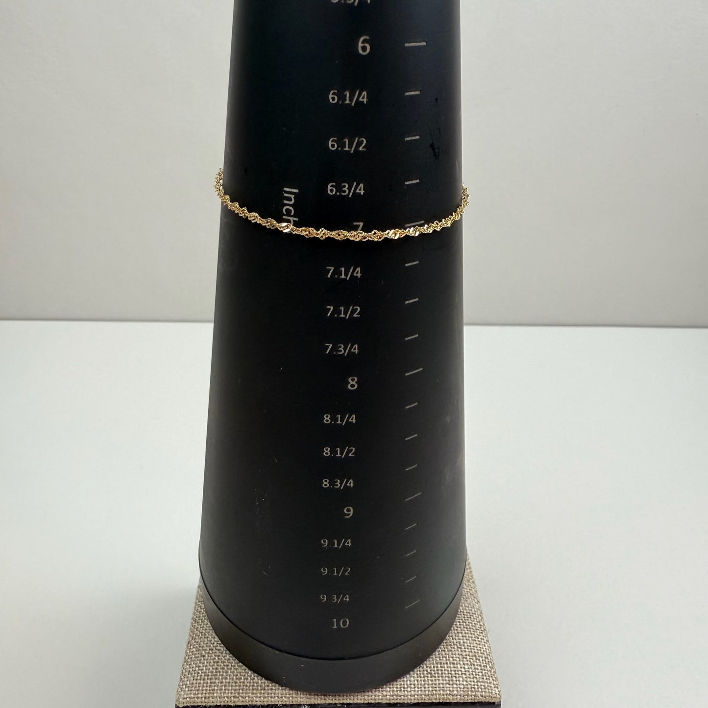 7" Italian Singapore Bracelet 14K Yellow Gold 2mm 1.2g - Resizing to 6" (+$20)