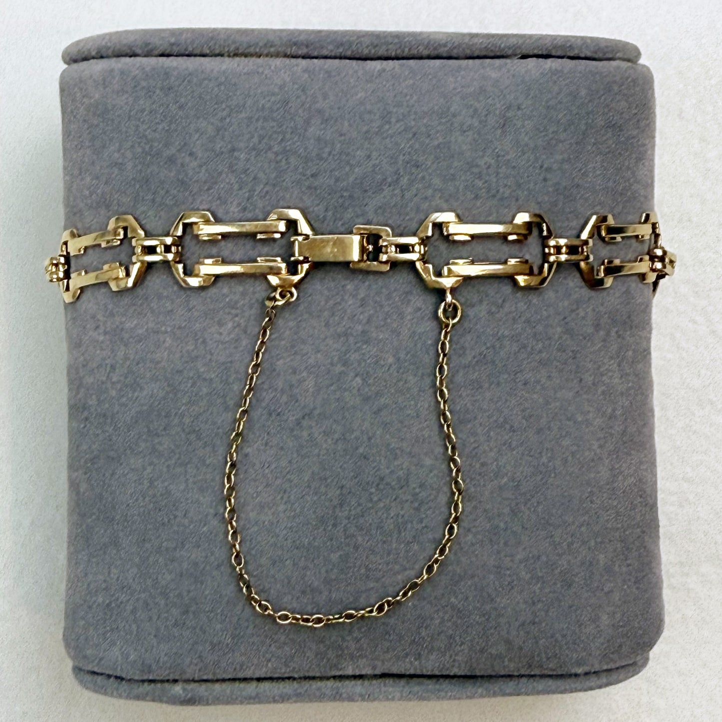 6.75" Vintage Amethyst Architectural Link 10K Yellow Gold Bracelet 12.52mm 8.11g