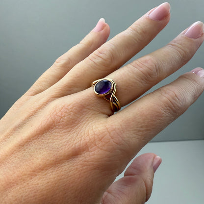 14K Cabochon Oval Amethyst Artisan Crafted Yellow Gold, Size 5.75