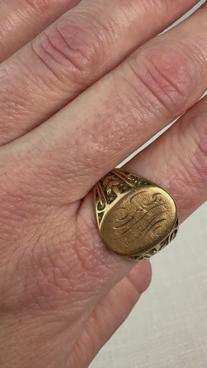 Vintage 14K Yellow Gold Classic Monogram Signet Ring Size 9.5