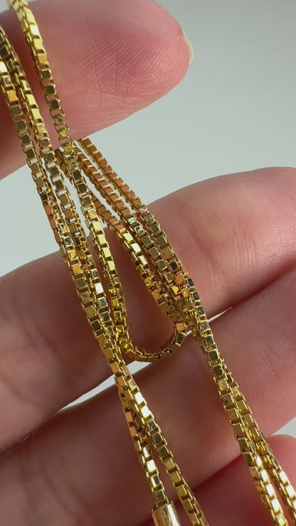 18" Italian Solid 14K Yellow Gold Box Chain, 2.89 g