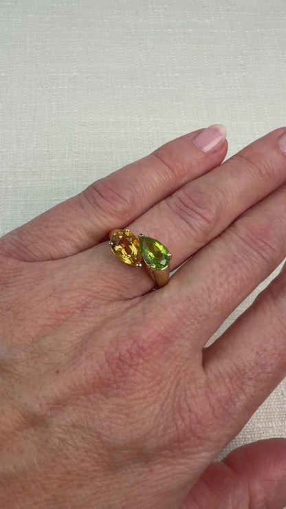14K Solid Yellow Gold Toi Et Moi Pear Shaped Citrine and Peridot Ring, Size 6