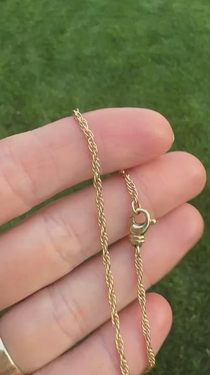 9.25" Solid 14K Yellow Gold Twisted Rope Chain Bracelet/Anklet. 3 g