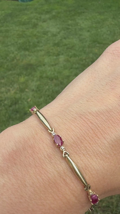7" Solid 10K Yellow Gold Bracelet with Oval Rubies 4.4g (See Video for Condition)