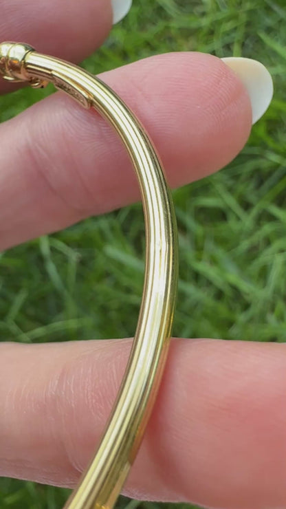 7.5" Italian Solid 14K Yellow Gold Grooved Hinged Oval Bangle Bracelet, 2.8mm, 4.16g