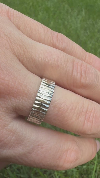 14K Solid White Gold Mid-century Textured Band Ring, Size 7.75