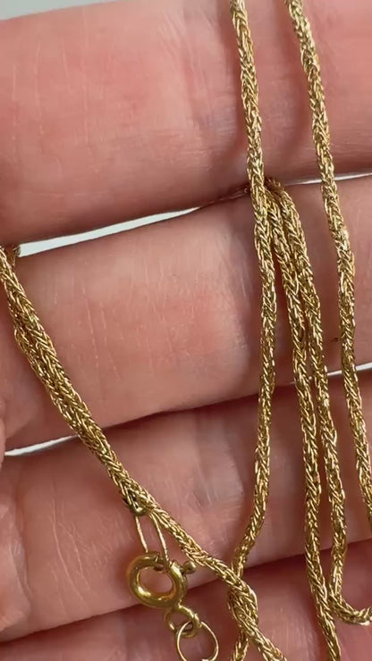 18" Solid 14K Yellow Gold Twisted Wheat Chain, 2.55