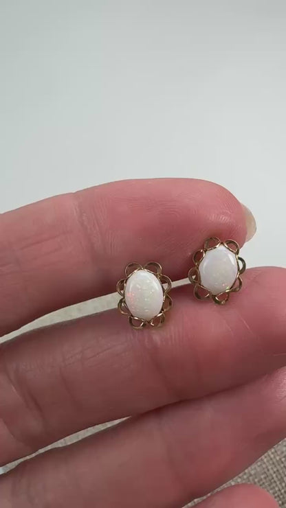 14K Solid Yellow Gold Opal Scalloped Frame Stud Earrings, .76 g