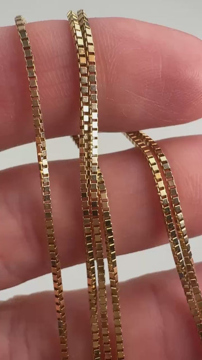 20" Solid 14K Yellow Gold Italian Box Chain, 3.85 g