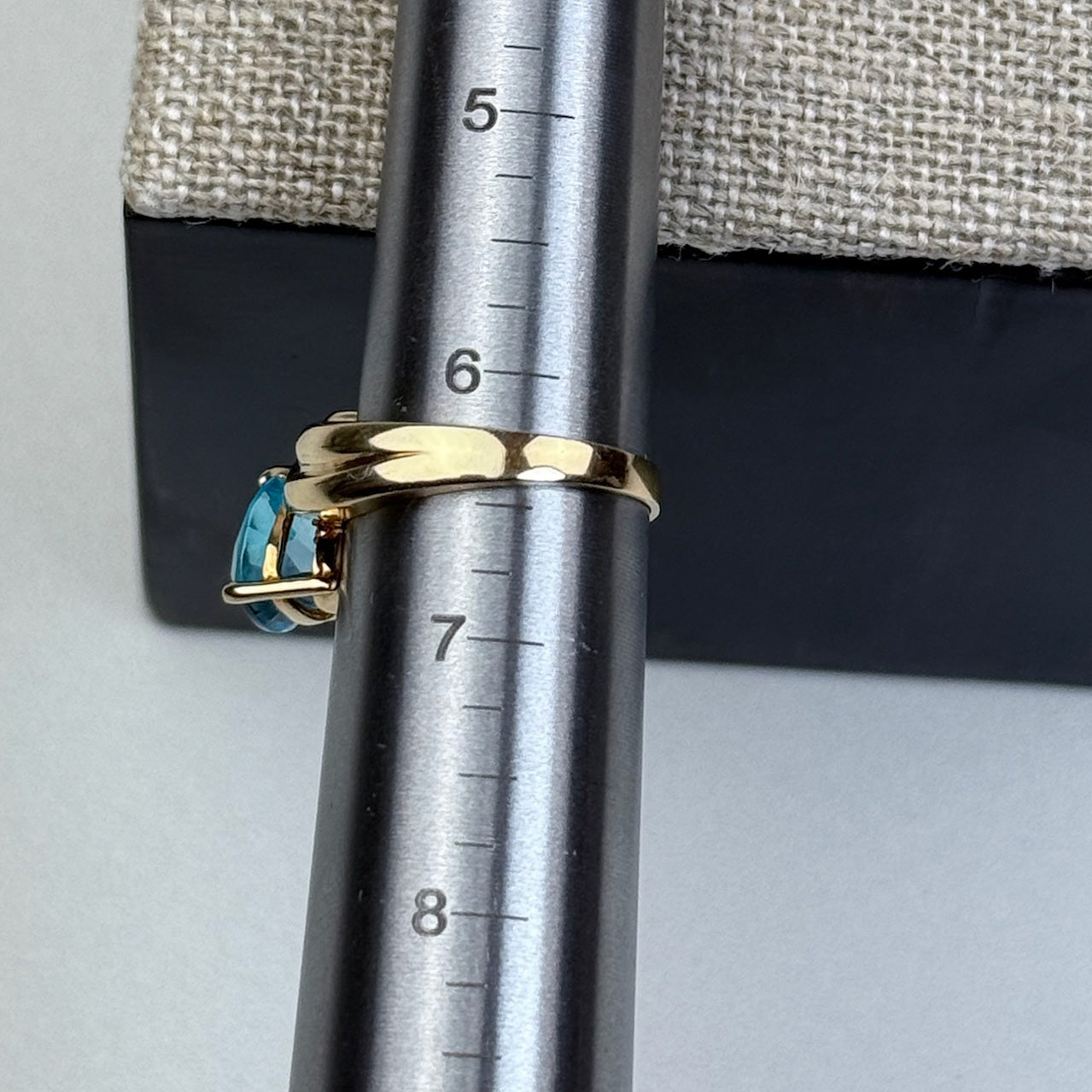 10K Sculptural Trillion Blue Topaz Yellow Gold Size 6.25